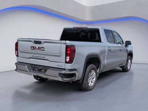Used 2024 GMC Sierra 1500 SLE RWD image 3
