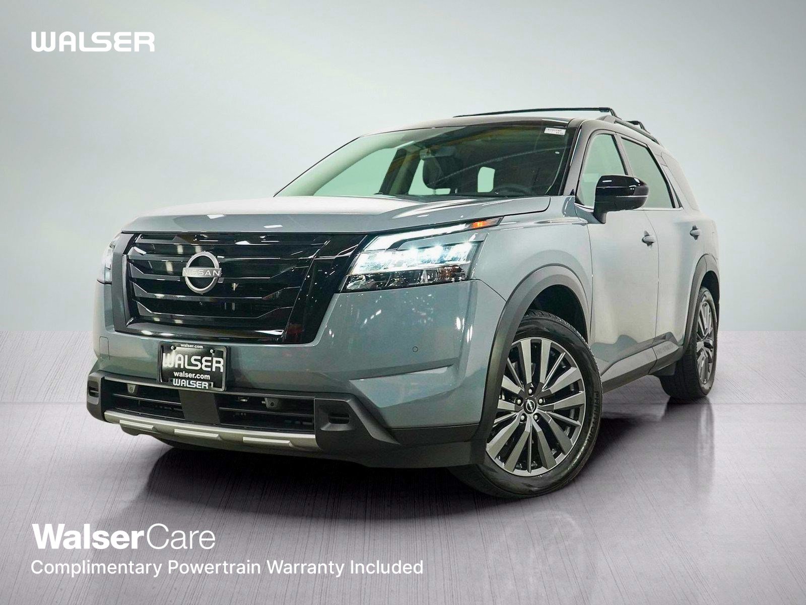 Used 2024 Nissan Pathfinder SL w/ SL Premium Package AWD/4WD image 1