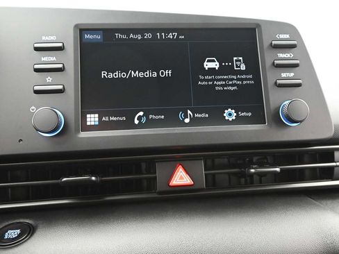 New 2026 Hyundai Elantra SEL Sport FWD image 22