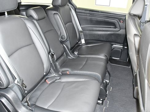 Certified 2023 Honda Odyssey EX-L image 44