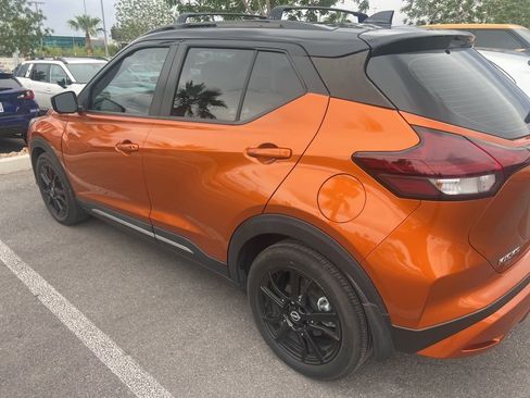 Used 2023 Nissan Kicks SR w/ SR Premium Package image 13
