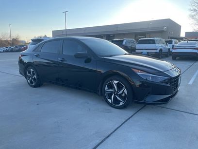 Used 2023 Hyundai Elantra SEL w/ Convenience Package