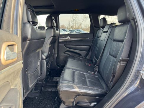 Used 2014 Jeep Grand Cherokee Limited image 16