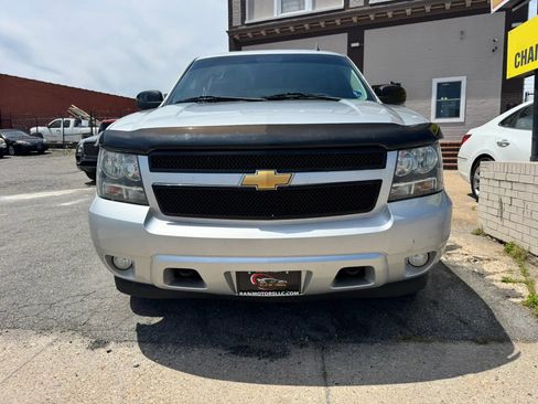 Used 2013 Chevrolet Tahoe LT AWD/4WD image 11