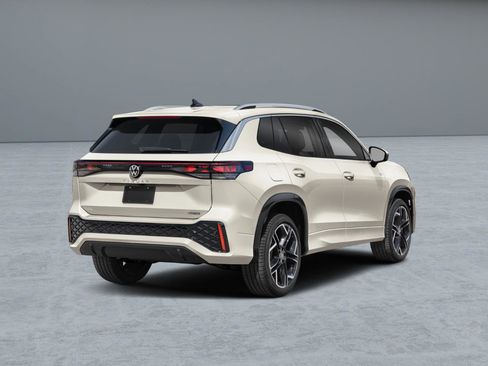 New 2026 Volkswagen Tiguan SEL R-Line image 2