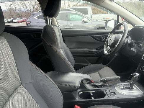 Used 2020 Subaru Crosstrek 2.0i Premium w/ Moonroof Package 2 image 10