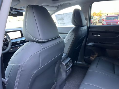 Certified 2025 Nissan Murano SL image 33