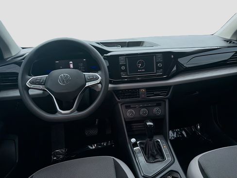 Certified 2022 Volkswagen Taos S FWD image 20