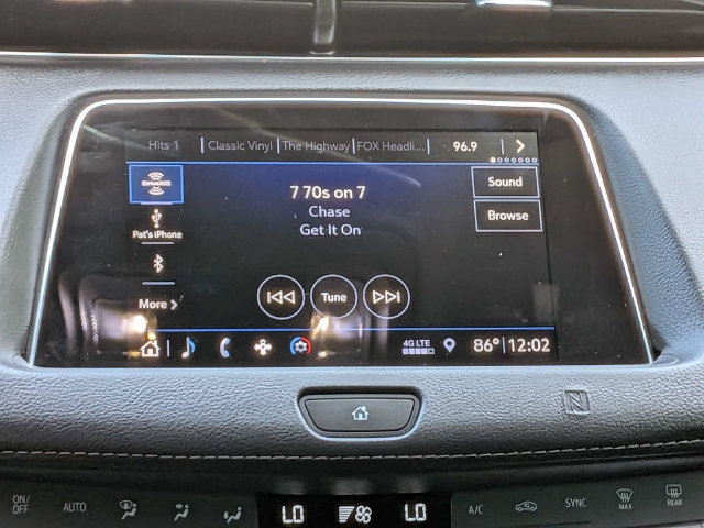 Used 2019 Cadillac XT4 Premium Luxury w/ Cold Weather Package FWD image 21