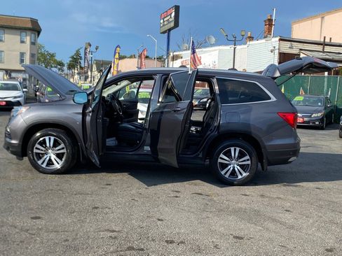 Used 2017 Honda Pilot EX-L image 8