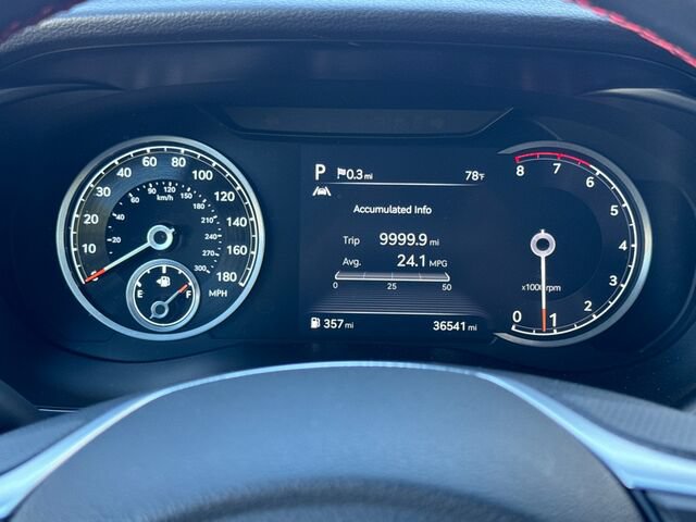 Used 2023 Genesis G70 2.0T w/ Sport Prestige Package RWD image 30
