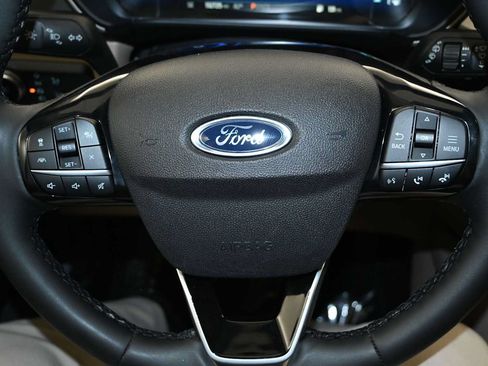 Certified 2022 Ford Escape SEL w/ Technology Package AWD/4WD image 21