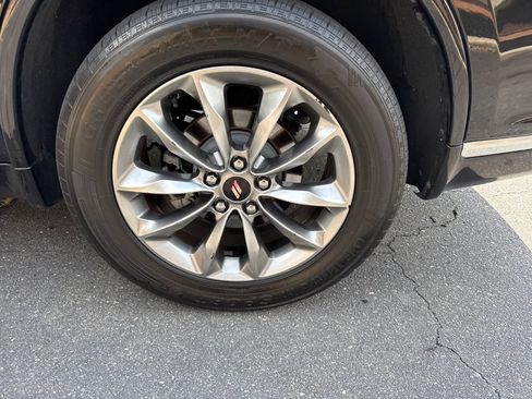 Used 2021 Dodge Durango SXT AWD/4WD image 21