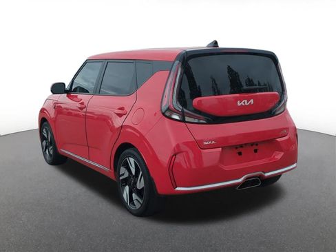 Used 2024 Kia Soul GT-Line w/ GT-Line Technology Package FWD image 4