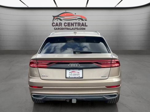 Used 2019 Audi Q8 Prestige AWD/4WD image 4