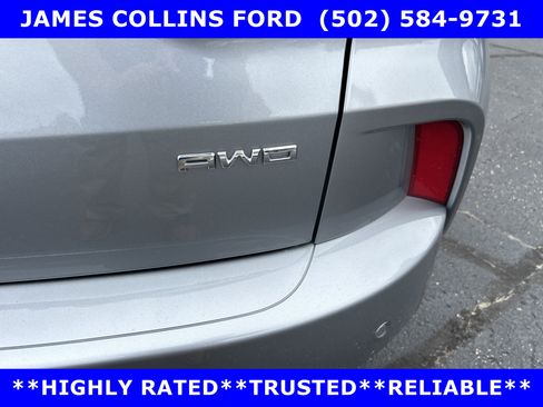 Certified 2024 Ford Escape ST-Line w/ Tech Pack #1 AWD/4WD image 9