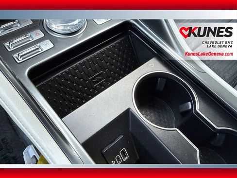 Used 2024 Lincoln Nautilus Reserve AWD/4WD image 26