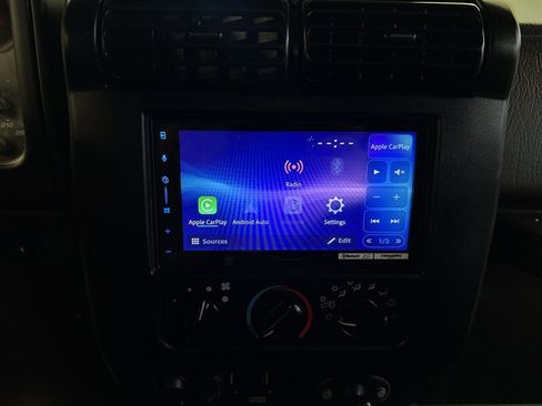 Used 2006 Jeep Wrangler X image 23