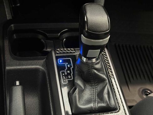 Certified 2023 Toyota Tacoma TRD Off-Road w/ Technology Package AWD/4WD image 16