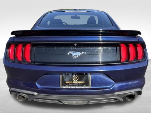 Used 2019 Ford Mustang Coupe RWD image 4