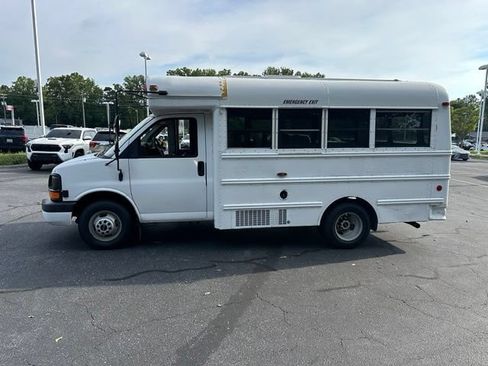 Used 2003 GMC Savana 3500 RWD image 5