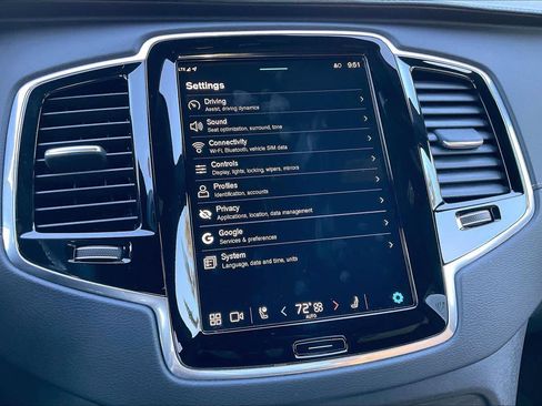 Used 2025 Volvo XC90 T8 Ultra image 39