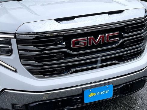 Used 2023 GMC Sierra 1500 SLT w/ SLT Premium Package AWD/4WD image 33