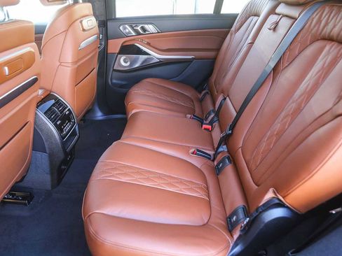 New 2026 BMW ALPINA XB7 image 15