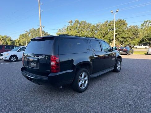 Used 2012 Chevrolet Suburban LT w/ Texas Edition RWD image 5