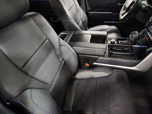 Used 2023 Toyota Tundra Platinum image 34