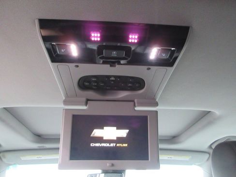 Certified 2017 Chevrolet Tahoe LT w/ LT Signature Package image 18