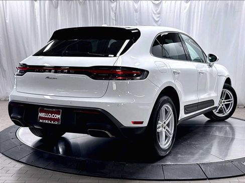 Used 2024 Porsche Macan w/ Premium Plus Package AWD/4WD image 9