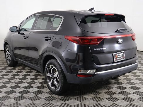 Used 2022 Kia Sportage LX image 6