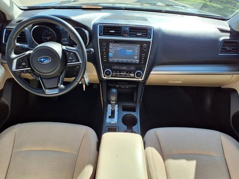 Used 2018 Subaru Outback 2.5i Premium image 10