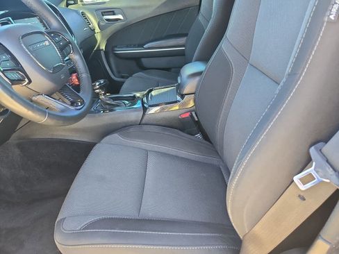 Used 2018 Dodge Charger SXT Plus w/ Driver Convenience Group image 15