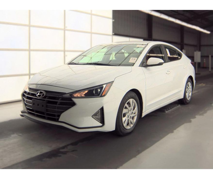 Used 2020 Hyundai Elantra SE w/ Cargo Package (C1) FWD image 1