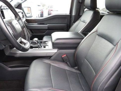 Used 2022 Ford F150 Lariat image 4