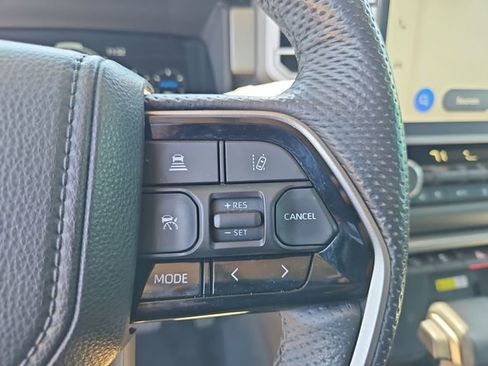 Used 2024 Toyota Tundra Limited image 22