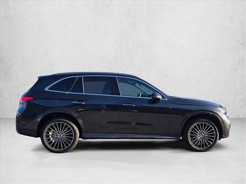 Certified 2026 Mercedes-Benz GLC 300 image 7