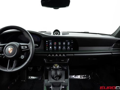 Used 2025 Porsche 911 GT3 RWD image 28