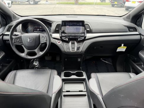 Used 2023 Honda Odyssey Sport image 19