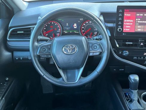 Used 2023 Toyota Camry XSE FWD image 16