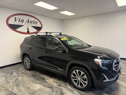 Used 2019 GMC Terrain SLT w/ Preferred Package image 4