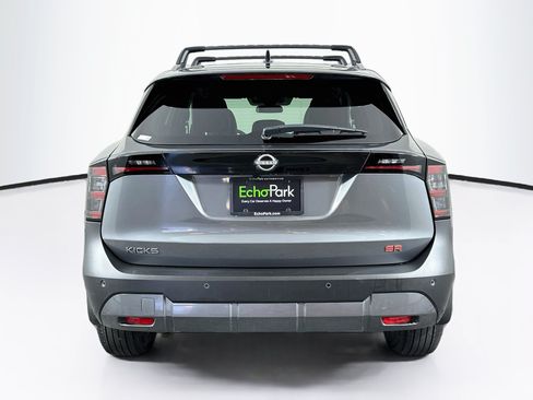 Used 2026 Nissan Kicks SR FWD image 7