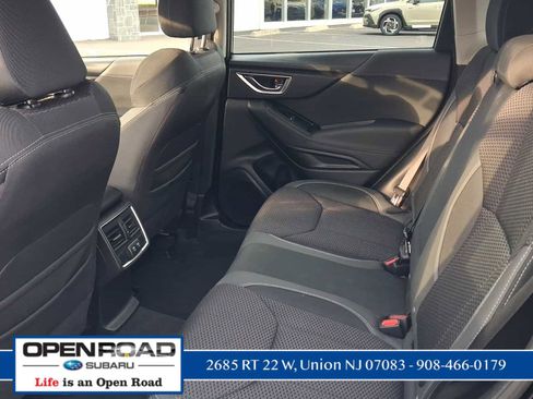 Used 2020 Subaru Forester Premium AWD/4WD image 11