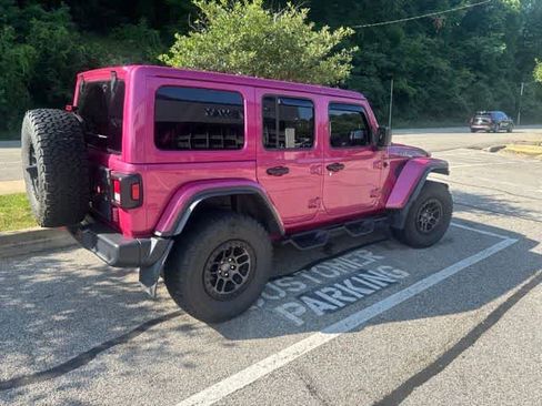 Used 2021 Jeep Wrangler Unlimited Rubicon w/ Xtreme Recon 35" Tire Package AWD/4WD image 8
