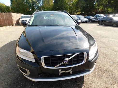 Used 2009 Volvo XC70 3.2 image 2