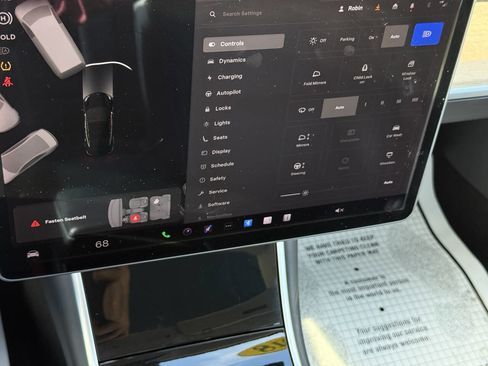 Used 2018 Tesla Model 3 Long Range image 16
