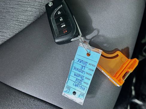 Used 2024 Toyota Camry LE FWD image 35