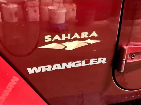 Used 2013 Jeep Wrangler Sahara w/ Dual Top Group image 7